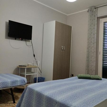 La Darsena Bed & Breakfast Crotone Exterior photo