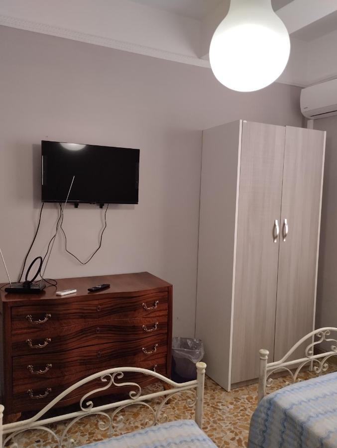 La Darsena Bed & Breakfast Crotone Exterior photo